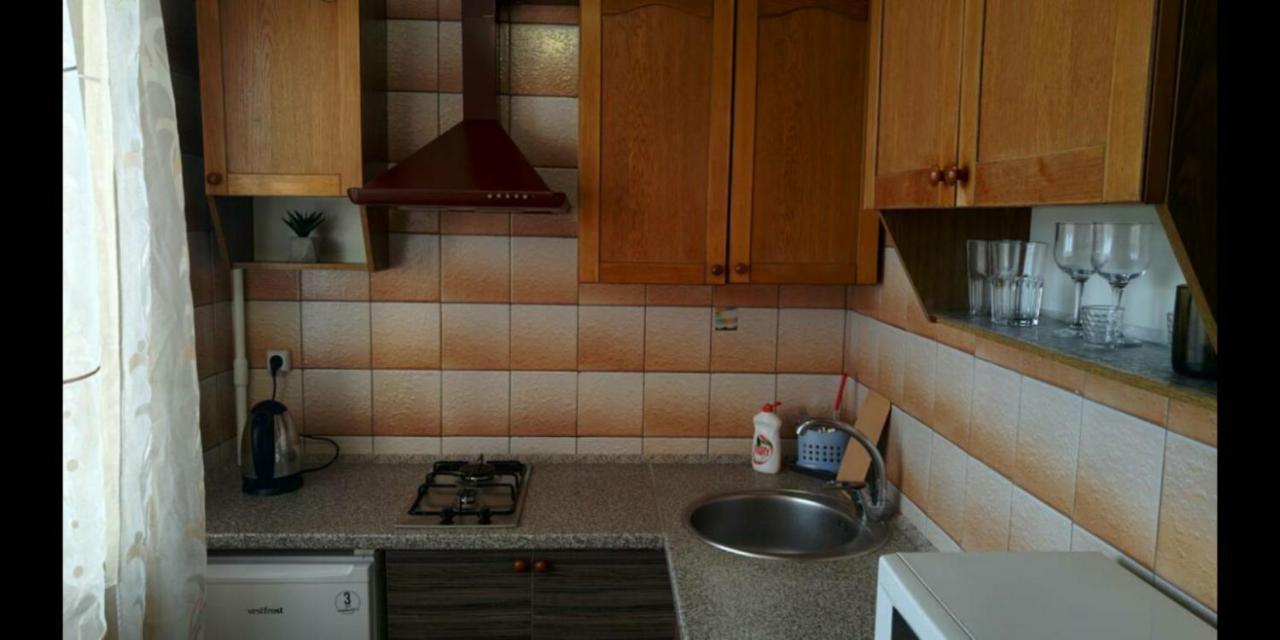 Уютная Квартира Рядом С Метpo Холодная Гора Harkiv Exterior foto
